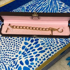 LIKE NEW! JUICY COUTURE Gold Charm Bracelet